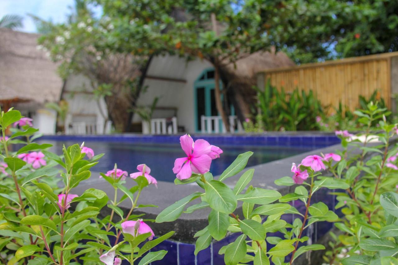 Hostel Lucky'S Gili Air Zewnętrze zdjęcie