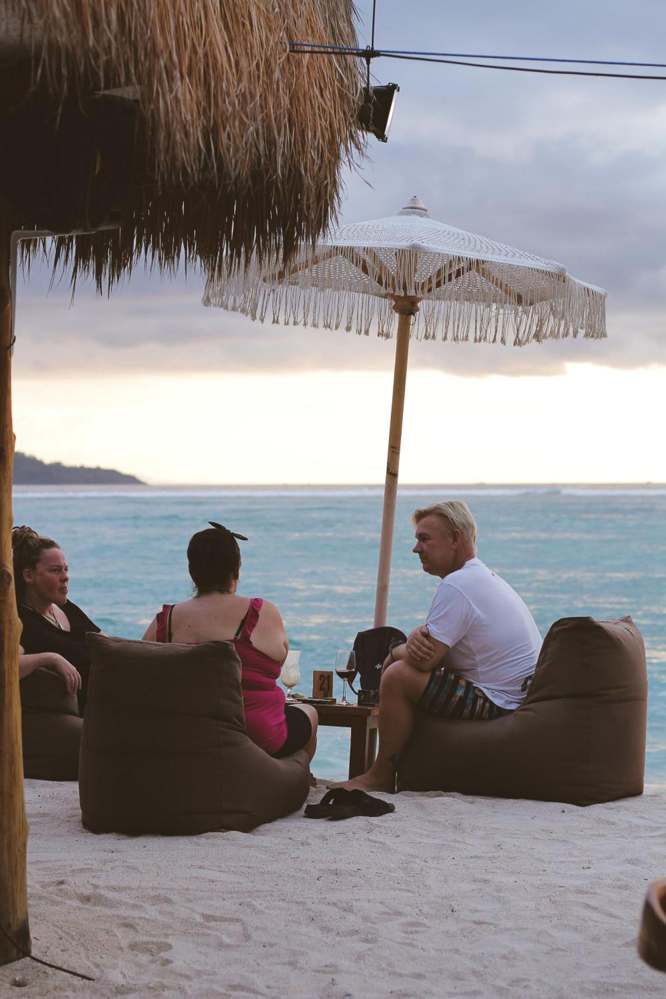 Hostel Lucky'S Gili Air Zewnętrze zdjęcie