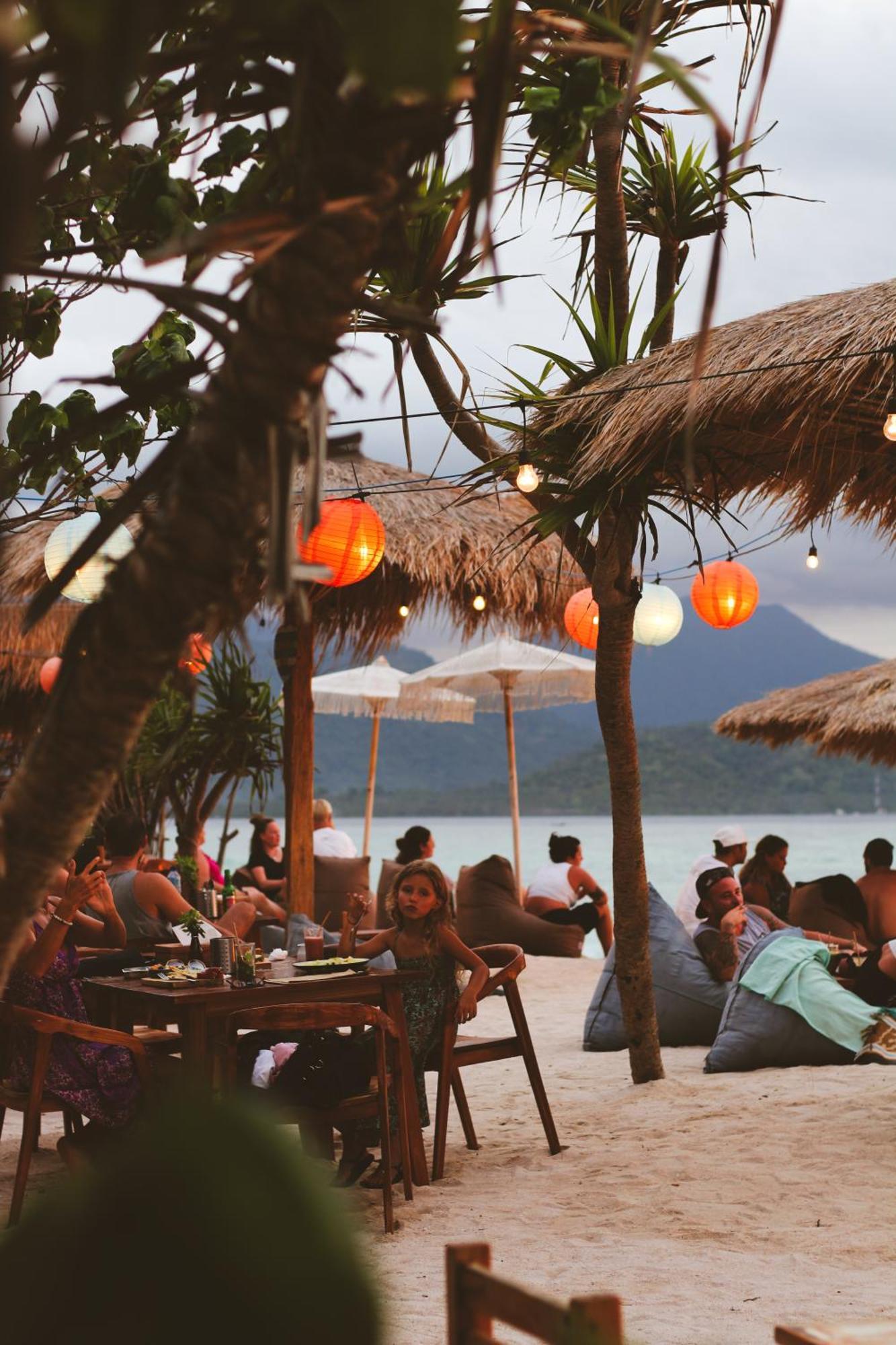 Hostel Lucky'S Gili Air Zewnętrze zdjęcie